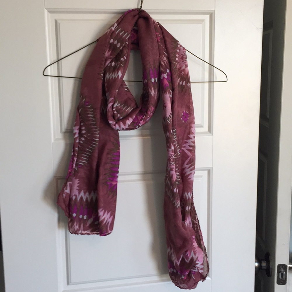 Merlot scarf